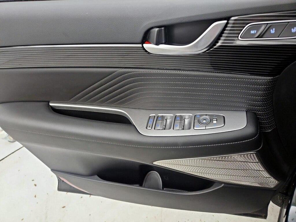 used 2025 Hyundai Palisade car, priced at $48,998