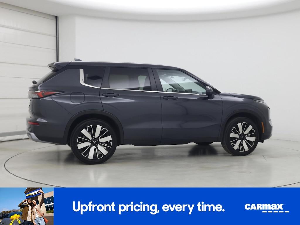 used 2025 Mitsubishi Outlander car, priced at $26,998