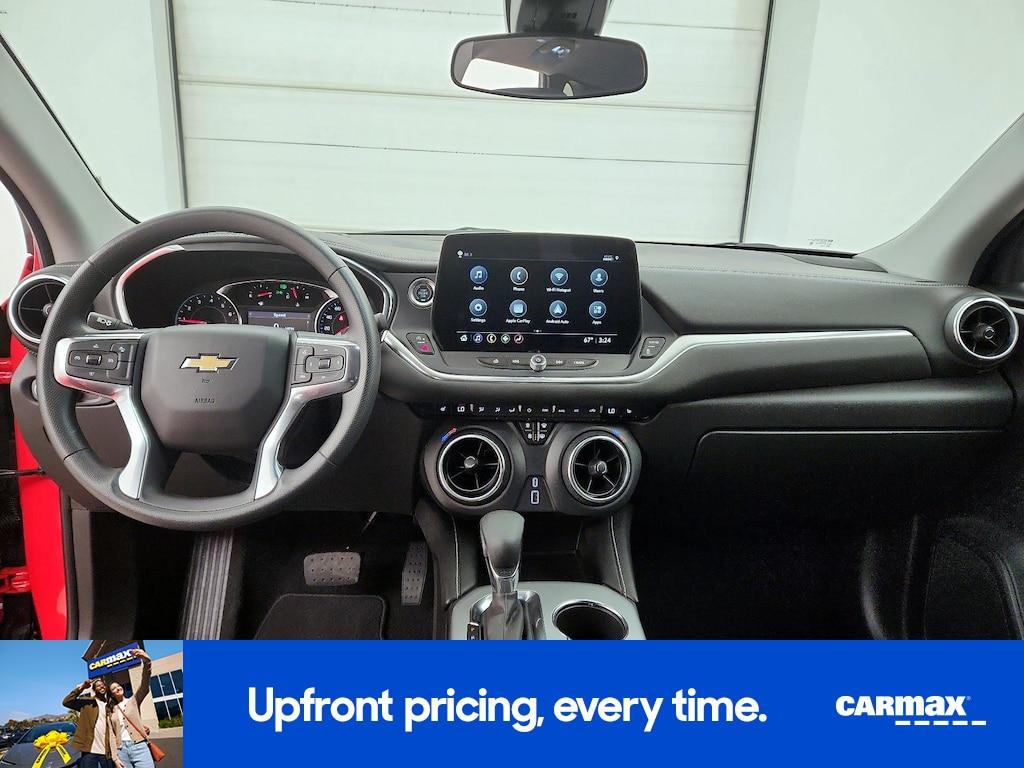used 2025 Chevrolet Blazer car, priced at $28,998