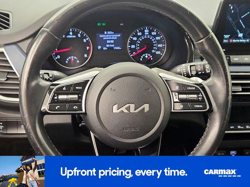 used 2022 Kia Seltos car, priced at $20,998
