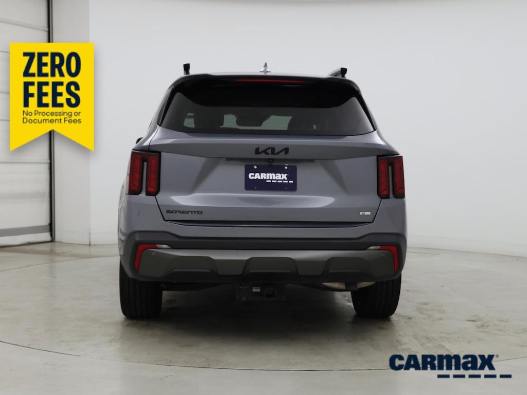used 2025 Kia Sorento car, priced at $36,998