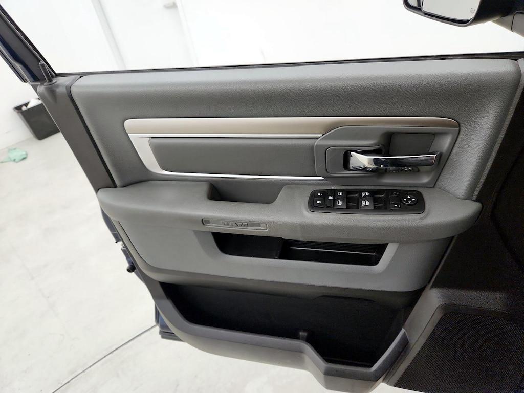 used 2019 Ram 1500 Classic car, priced at $29,998