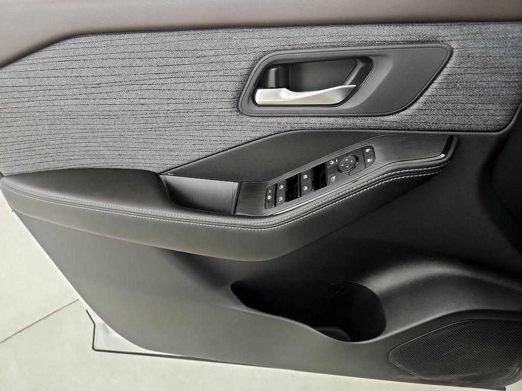 used 2023 Nissan Rogue car, priced at $22,998