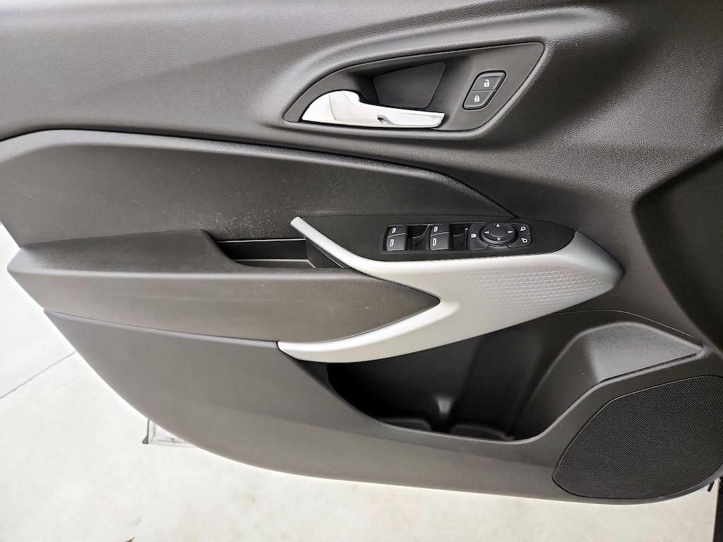 used 2025 Chevrolet Trax car, priced at $21,998