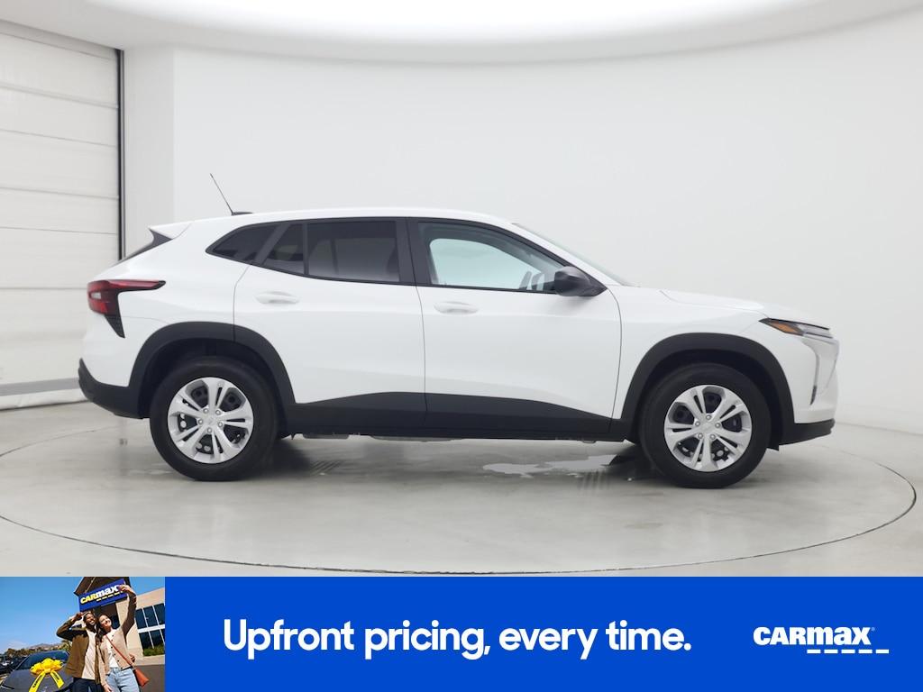 used 2025 Chevrolet Trax car, priced at $21,998