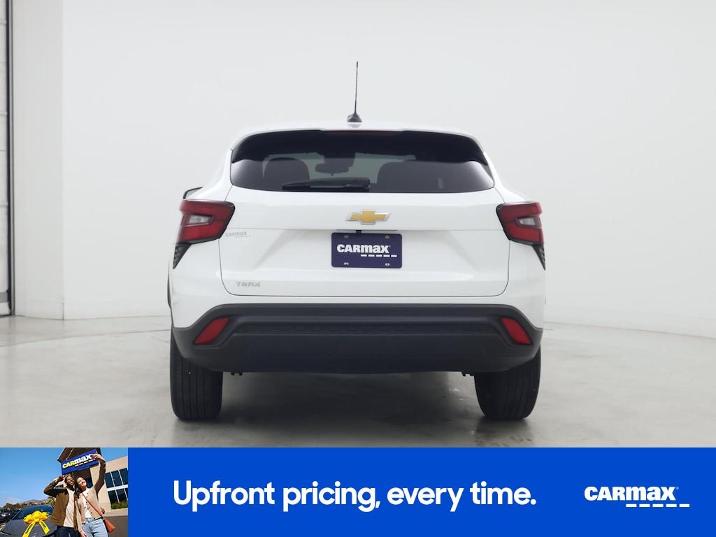 used 2025 Chevrolet Trax car, priced at $21,998