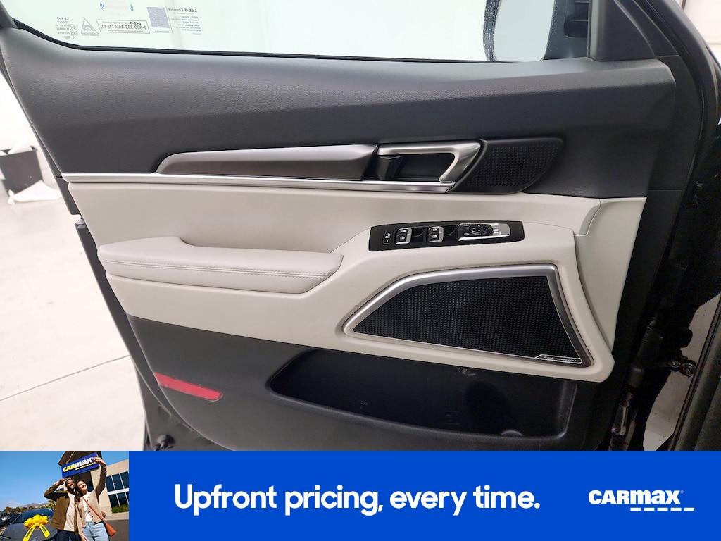 used 2024 Kia Telluride car, priced at $35,998