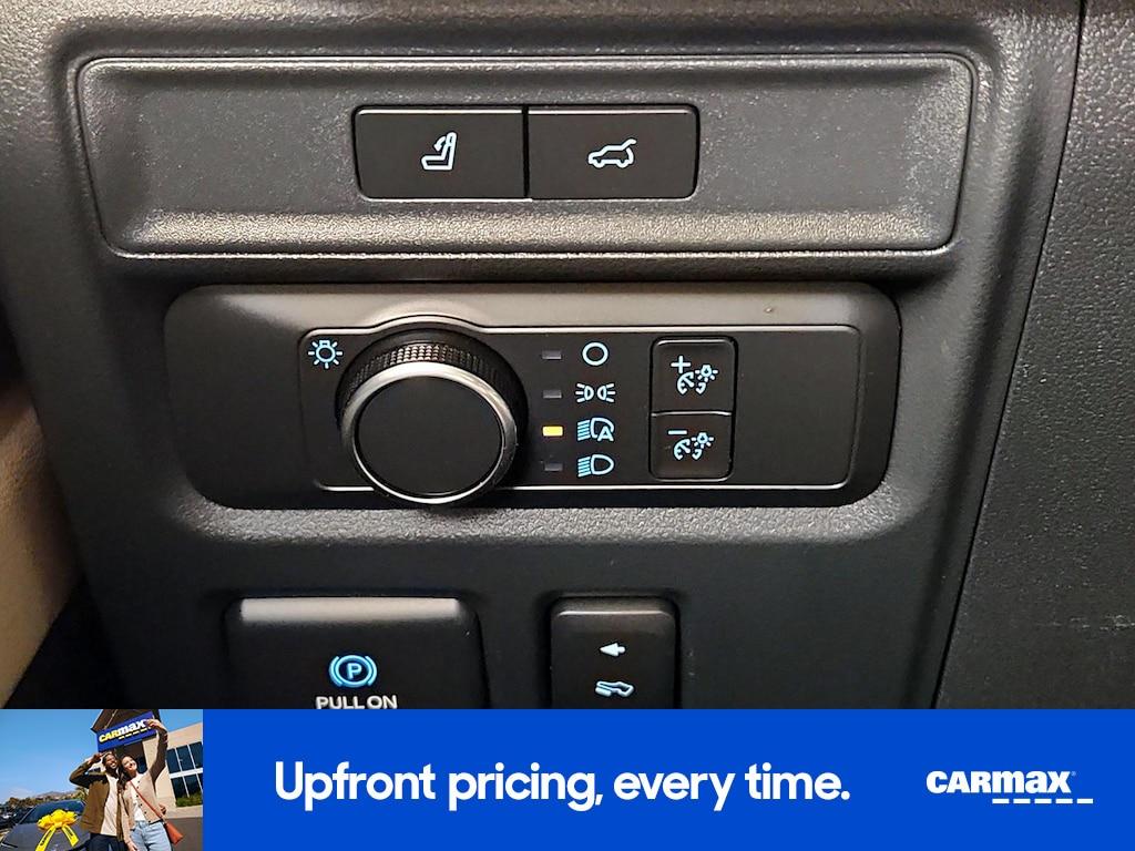 used 2022 Ford Expedition car, priced at $40,998