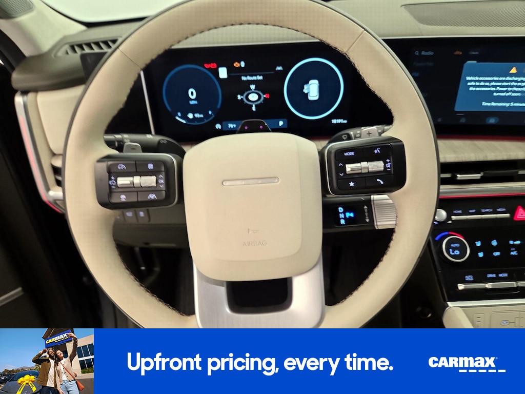used 2025 Hyundai Santa Fe car, priced at $38,998