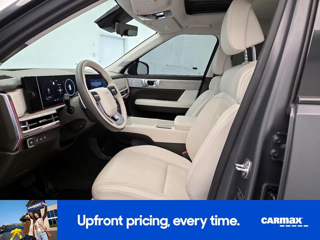 used 2025 Hyundai Santa Fe car, priced at $38,998
