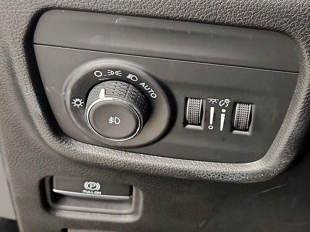 used 2023 Jeep Grand Cherokee car, priced at $31,998