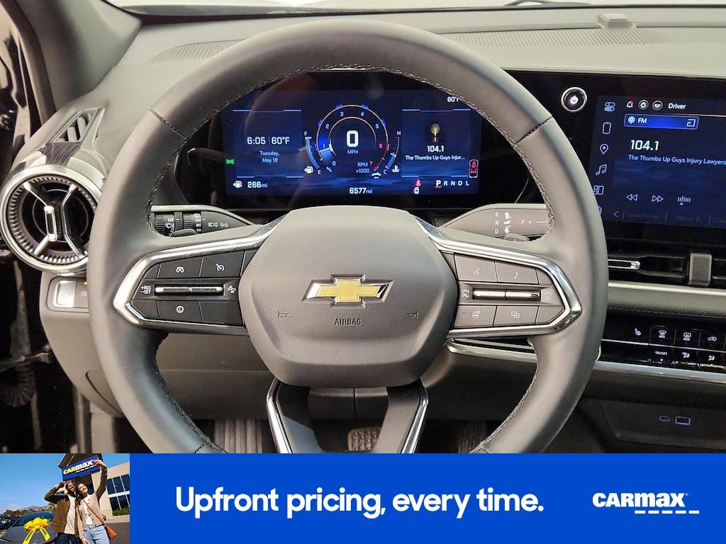 used 2025 Chevrolet Equinox car, priced at $27,998