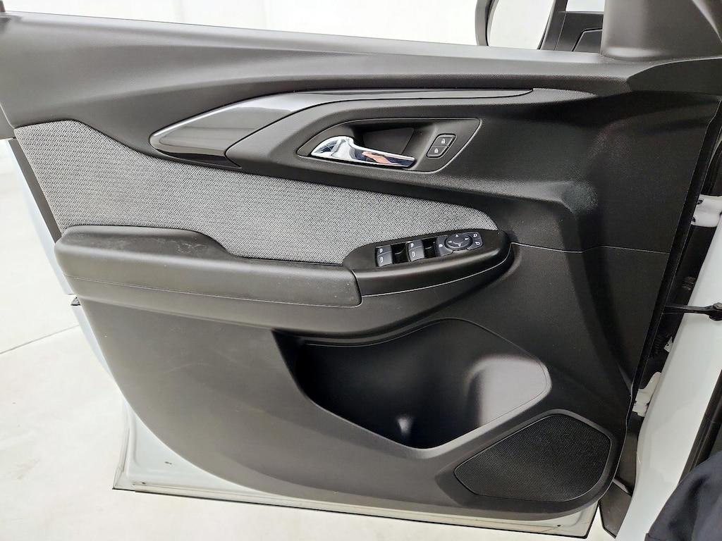 used 2023 Chevrolet TrailBlazer car, priced at $21,998