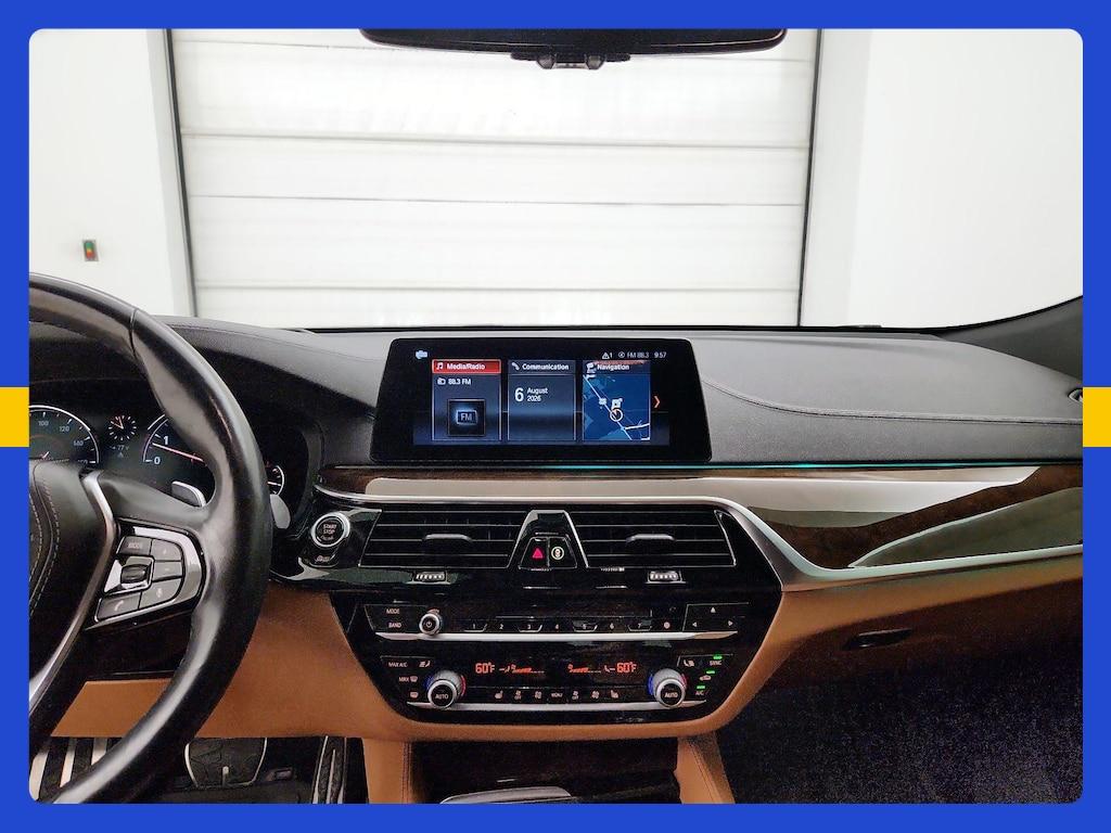 BMW 6 Series view 11