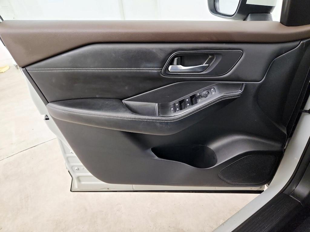 used 2022 Nissan Rogue car, priced at $22,998