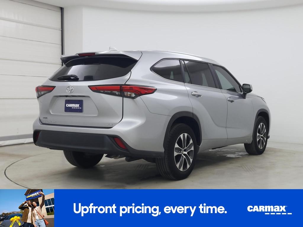 used 2023 Toyota Highlander car, priced at $37,998