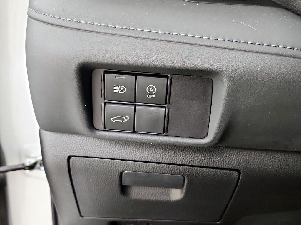 used 2023 Toyota Highlander car, priced at $37,998