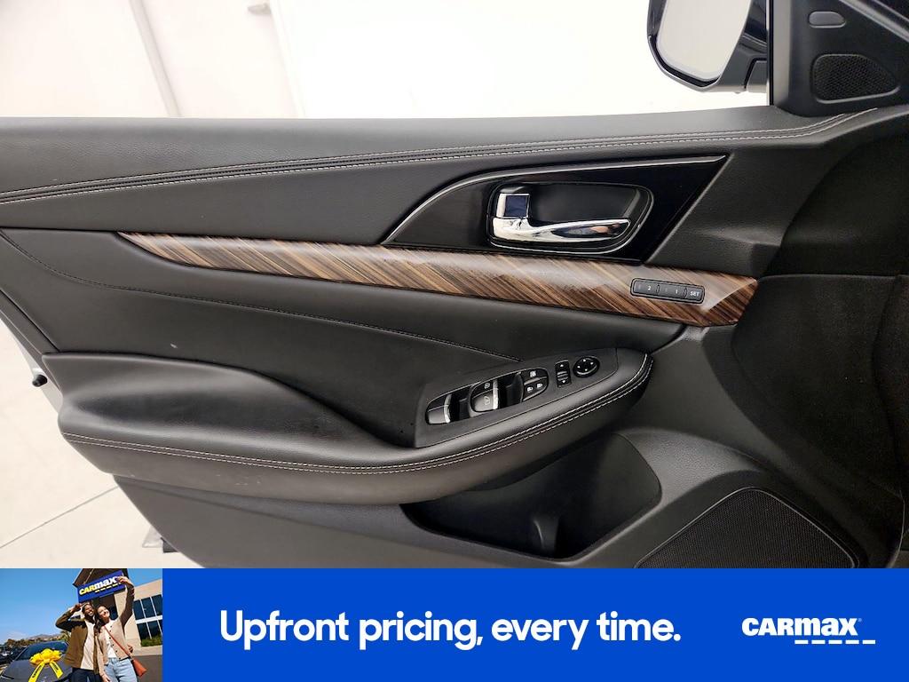 used 2016 Nissan Maxima car, priced at $17,998