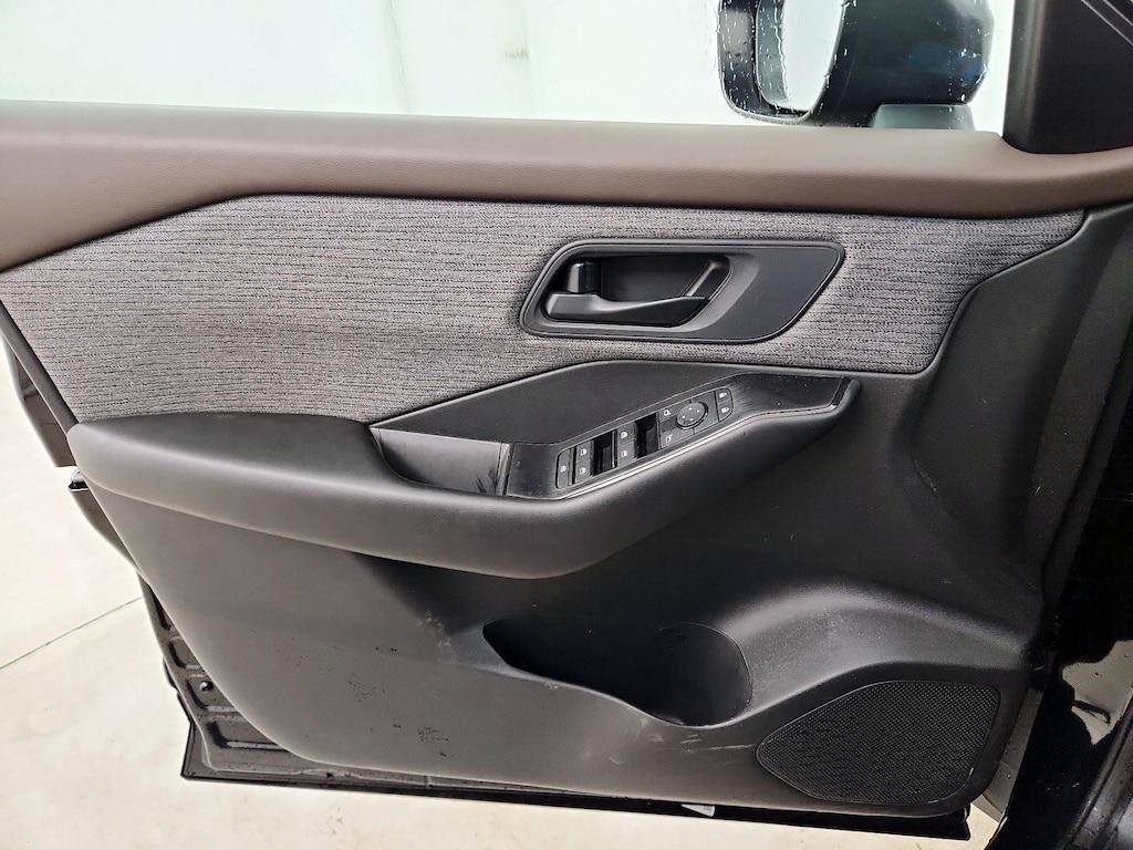 used 2023 Nissan Rogue car, priced at $20,998