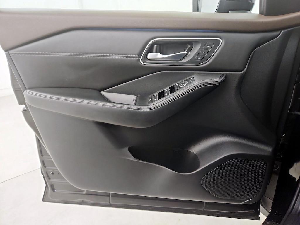 used 2023 Nissan Rogue car, priced at $23,998