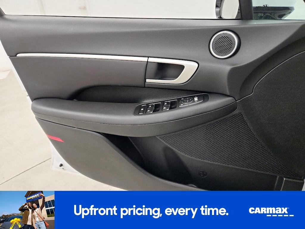 used 2025 Hyundai Sonata car, priced at $23,998