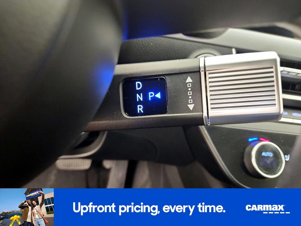 used 2025 Hyundai Sonata car, priced at $23,998