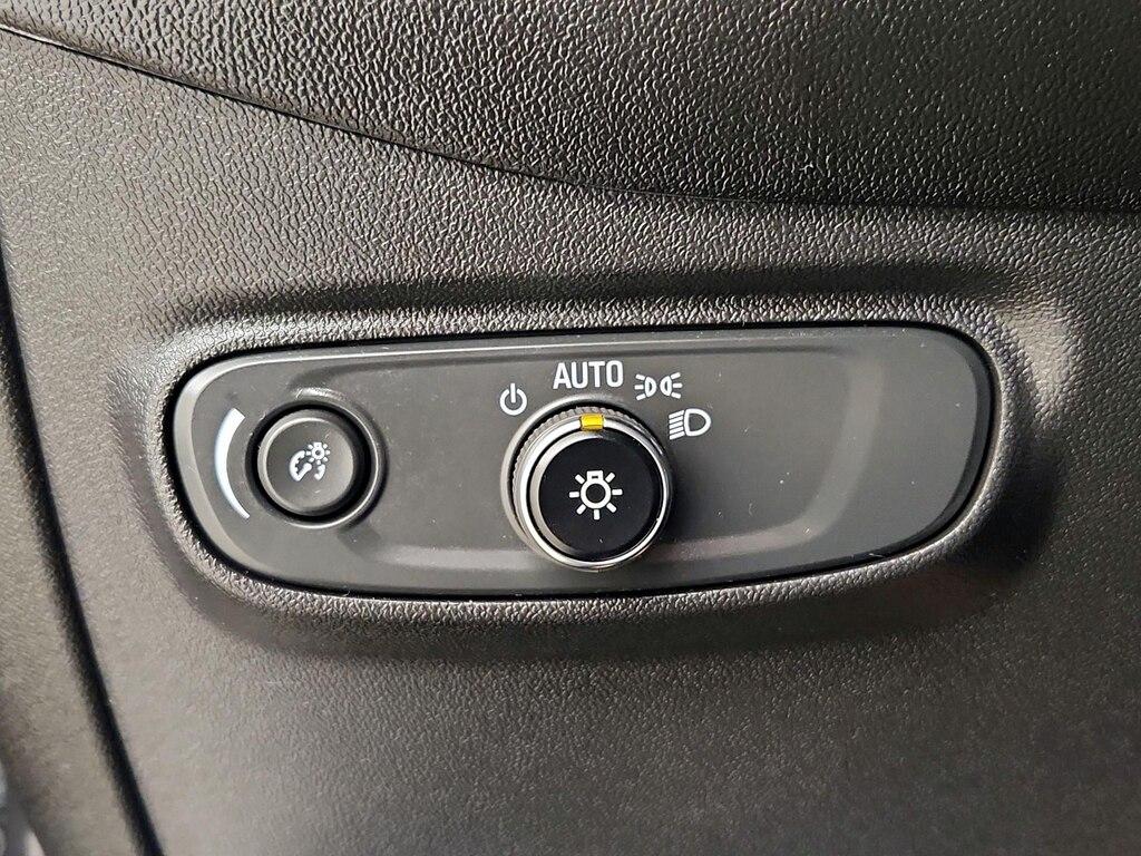 used 2021 Chevrolet Equinox car, priced at $17,998