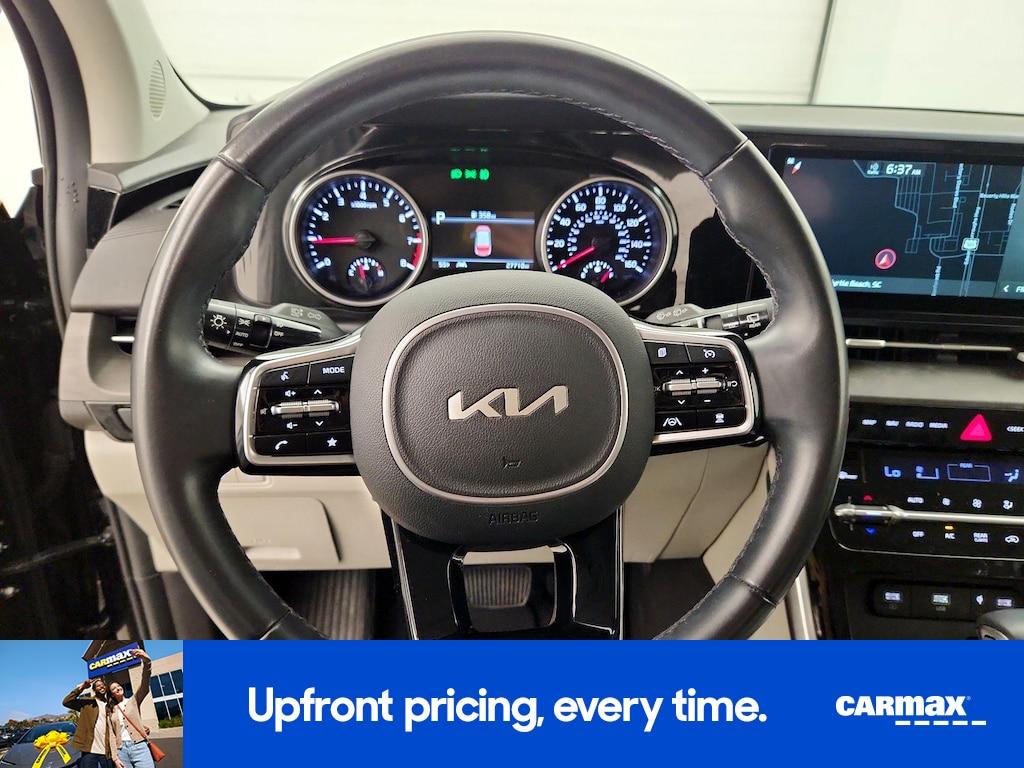 used 2022 Kia Carnival car, priced at $36,998