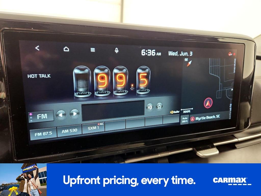 used 2022 Kia Carnival car, priced at $36,998
