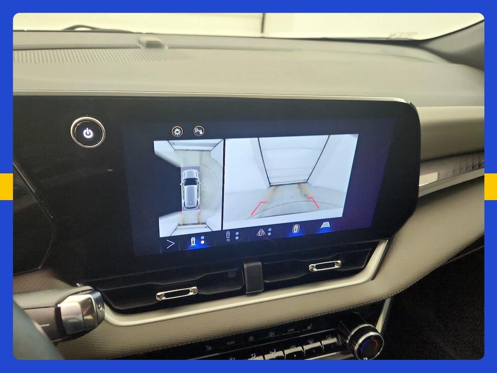 used 2025 Chevrolet Equinox car, priced at $28,998