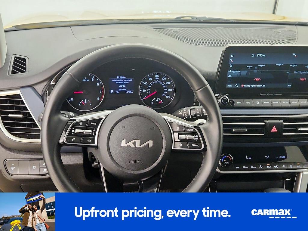 used 2023 Kia Seltos car, priced at $21,998