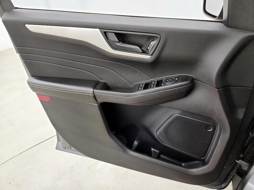 used 2022 Ford Escape car, priced at $20,998
