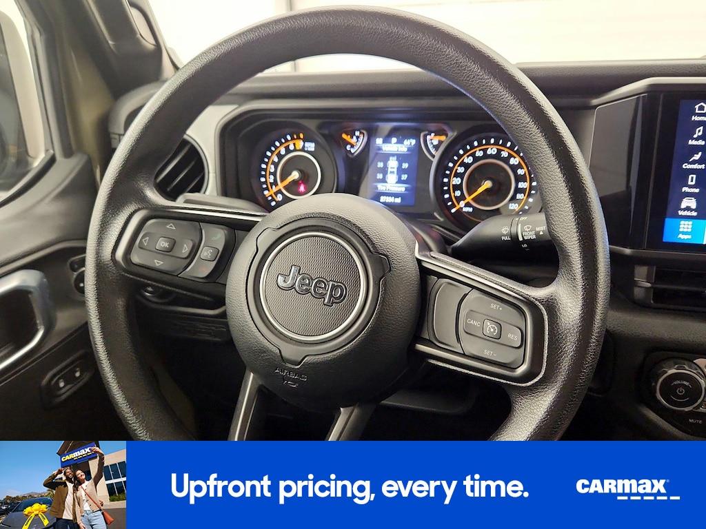 used 2025 Jeep Gladiator car, priced at $40,998