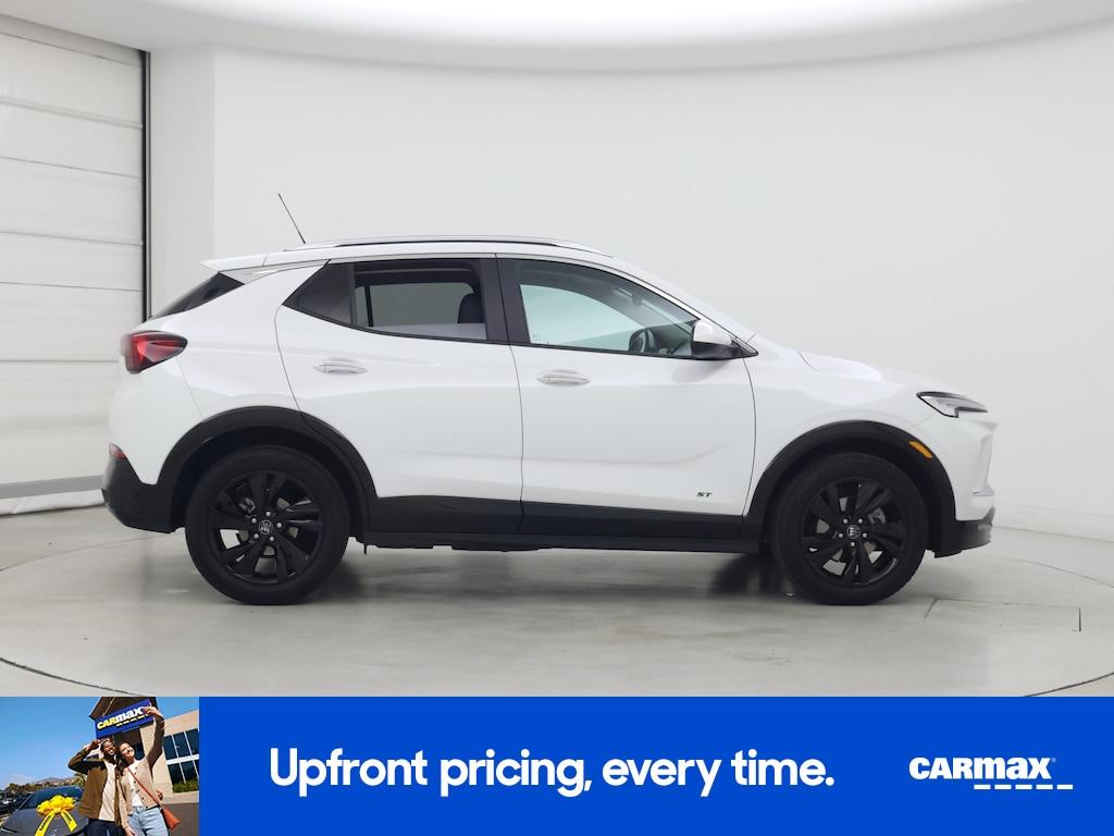used 2025 Buick Encore GX car, priced at $25,998
