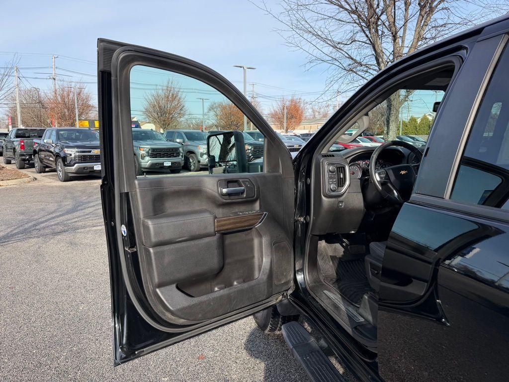 used 2020 Chevrolet Silverado 2500 car, priced at $38,177