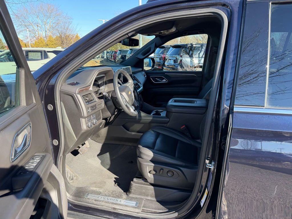 used 2024 Chevrolet Tahoe car, priced at $46,977
