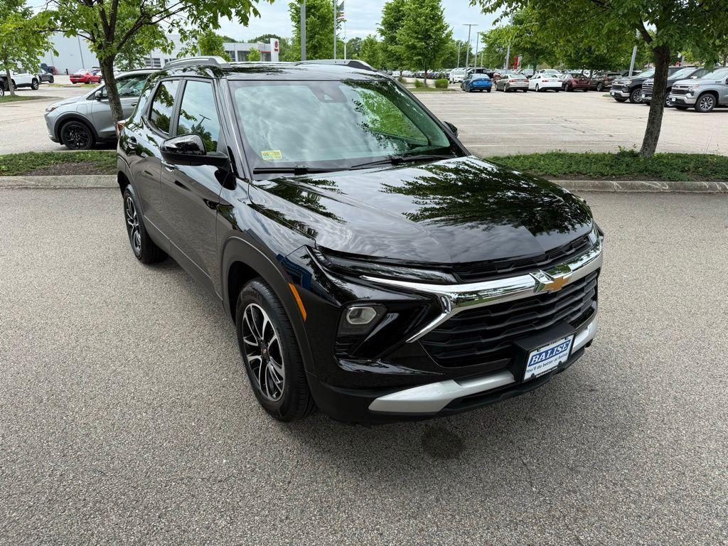 used 2026 Chevrolet TrailBlazer car, priced at $28,397