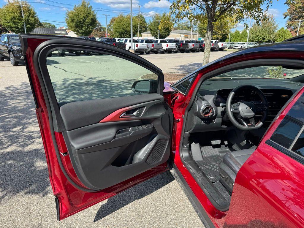 new 2026 Chevrolet Equinox EV car, priced at $46,985