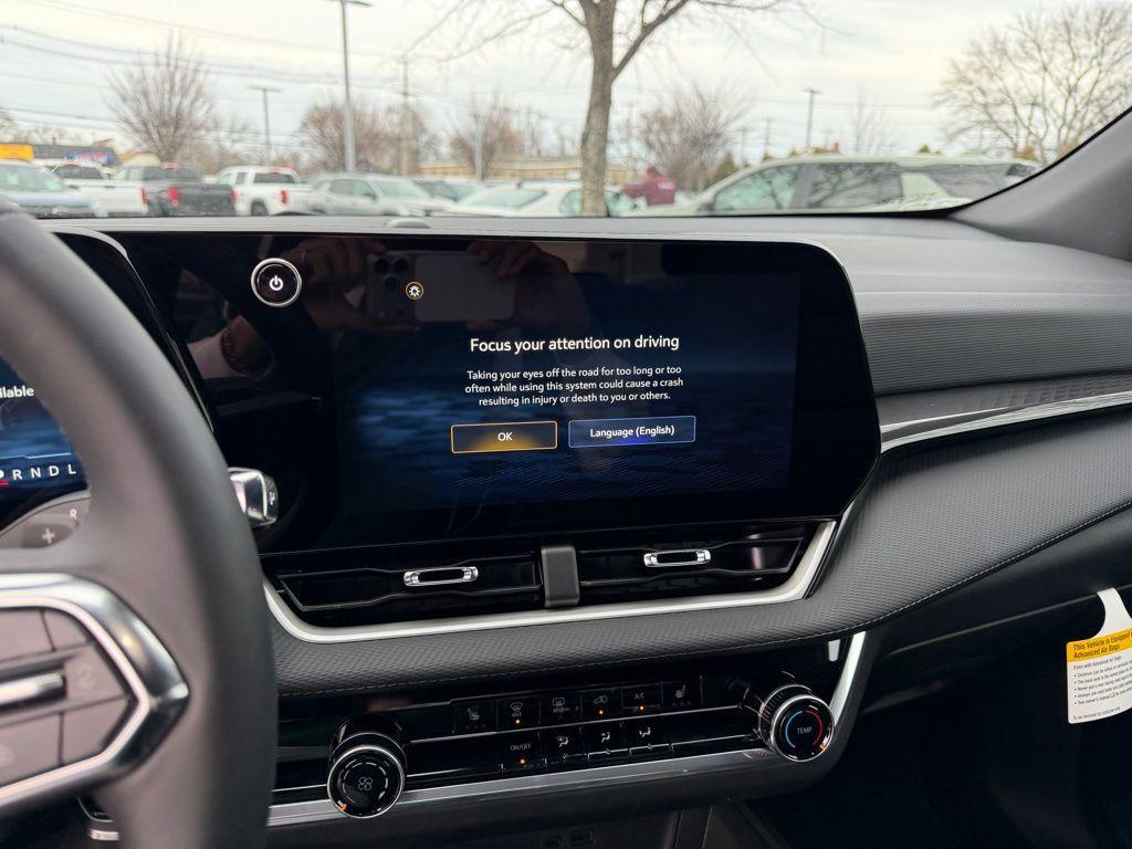 new 2026 Chevrolet Equinox car, priced at $34,044