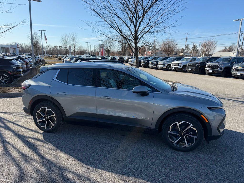 new 2026 Chevrolet Equinox EV car, priced at $44,465
