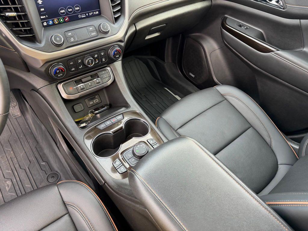 used 2023 GMC Acadia car, priced at $26,977