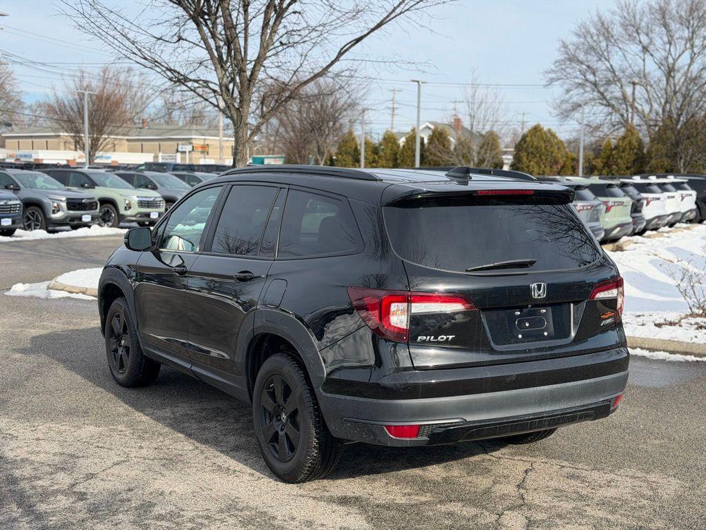 used 2022 Honda Pilot car, priced at $27,477