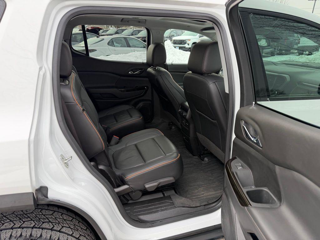 used 2023 GMC Acadia car, priced at $27,977