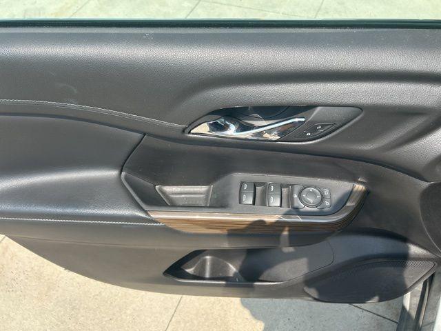 used 2023 GMC Acadia car, priced at $22,977