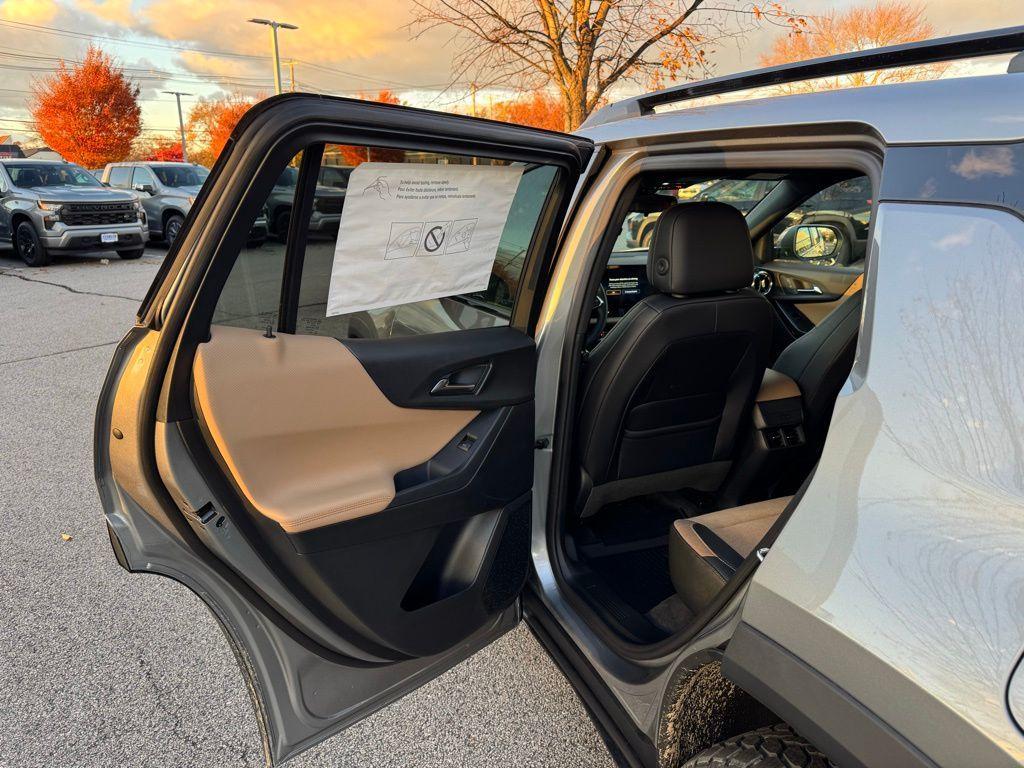 new 2026 Chevrolet Equinox car, priced at $38,344