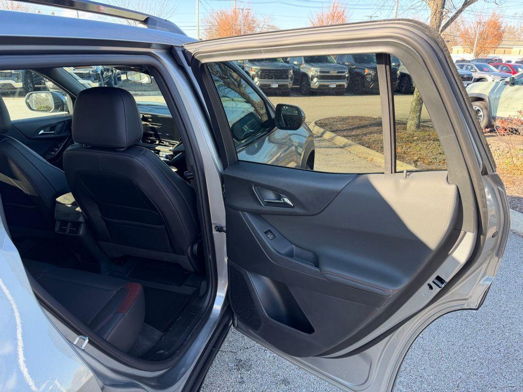 new 2026 Chevrolet Equinox car, priced at $38,220