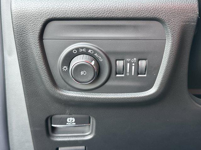 new 2026 Jeep Grand Cherokee car, priced at $48,848