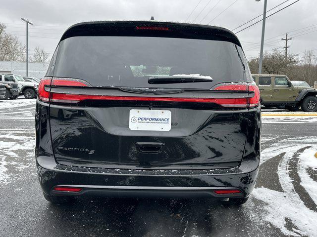 new 2026 Chrysler Pacifica car, priced at $41,882