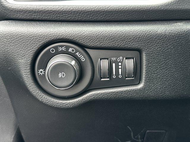 new 2026 Chrysler Pacifica car, priced at $41,882