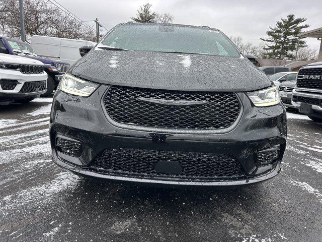 new 2026 Chrysler Pacifica car, priced at $41,882